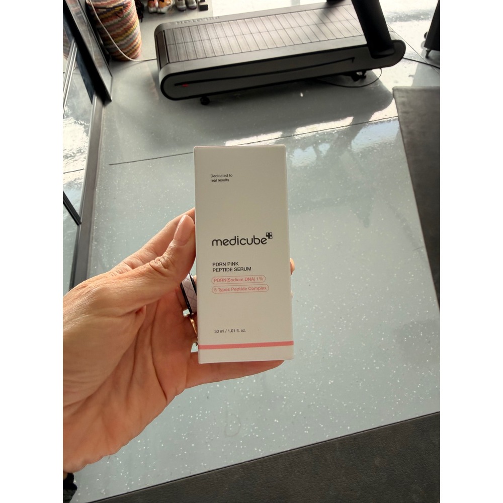Medicube PDRN Pink Peptide Serum 30ml K-Beauty Anti-Aging Glow Skincare NEW